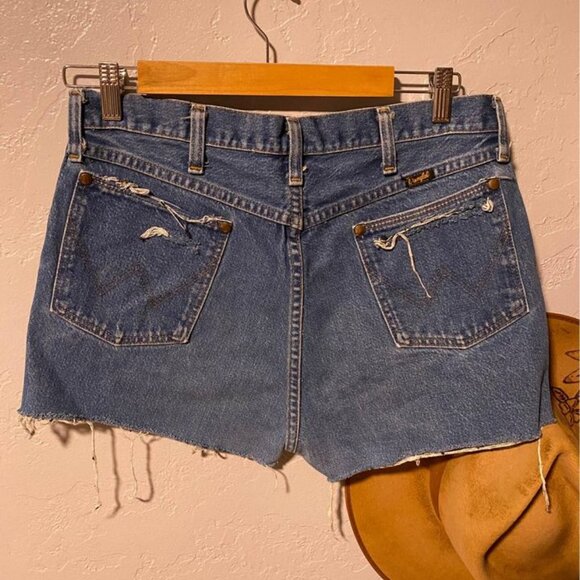 Wrangler Shorts - Picture 3 of 3